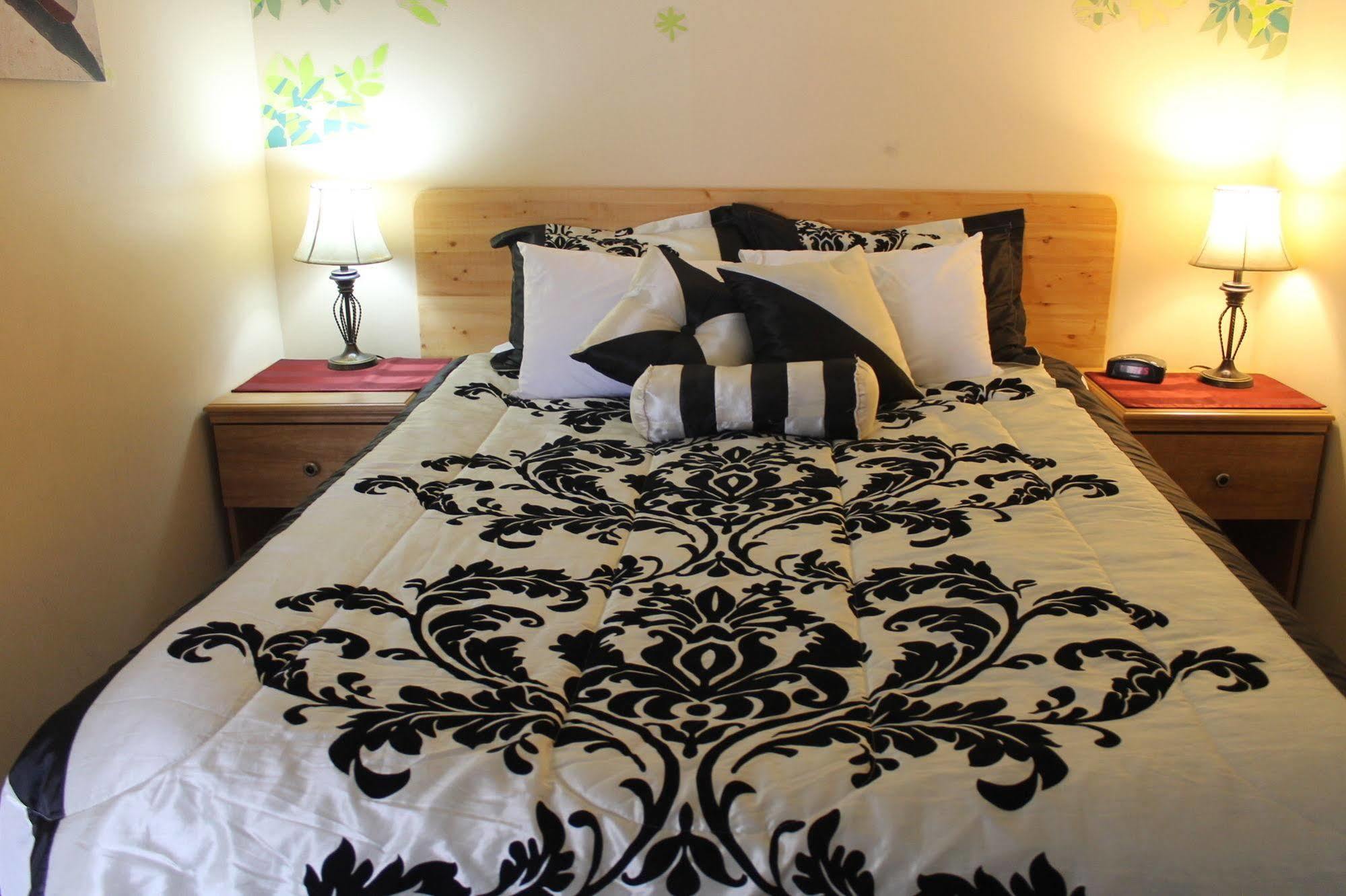 Sage Hills Motel Cache Creek Buitenkant foto
